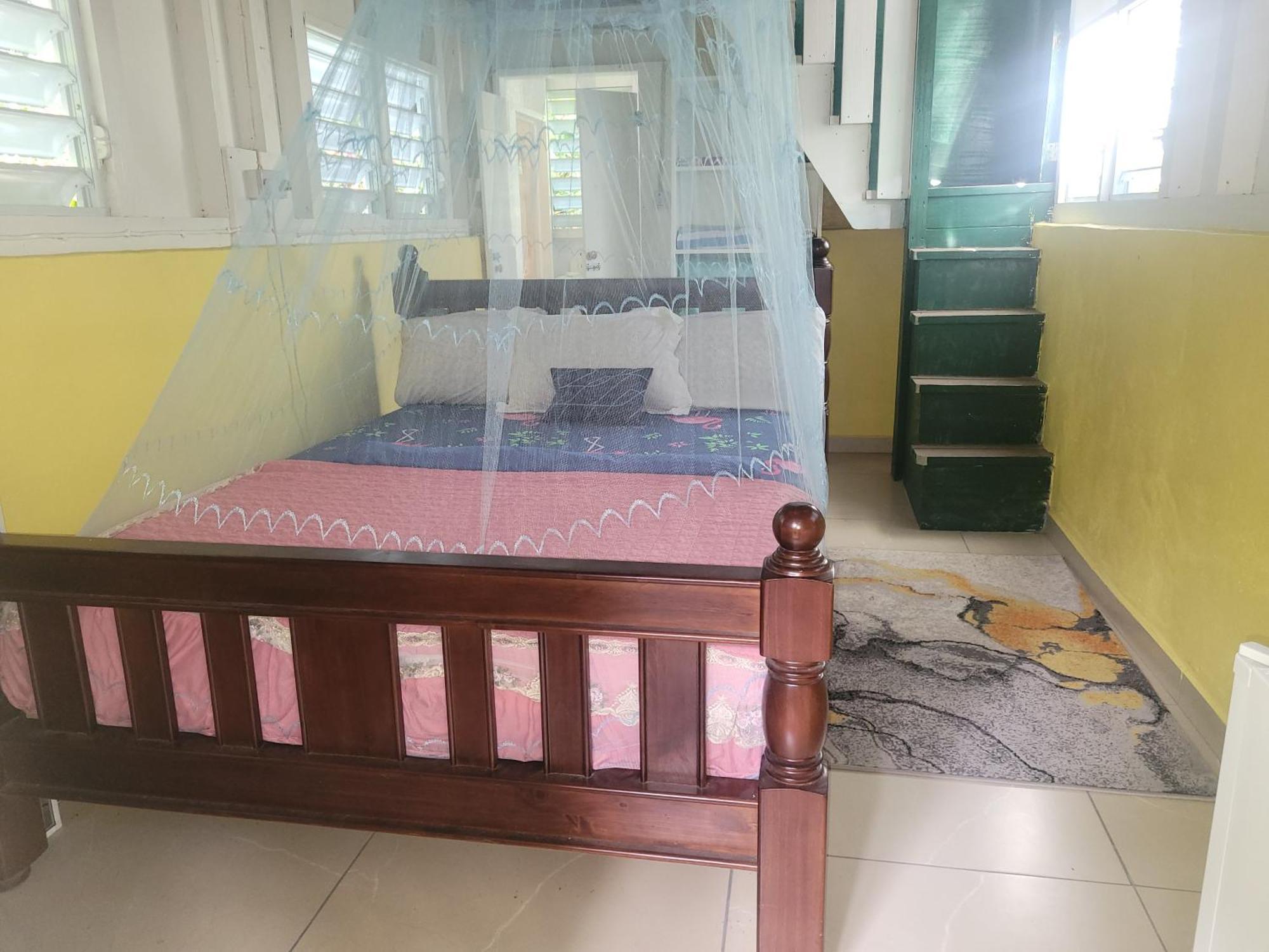 Ti Kwen Glo Cho Otel Roseau Dış mekan fotoğraf